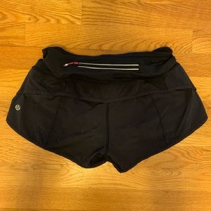 Lululemon ‘speed up short 2.5”